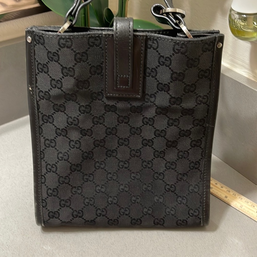 Gucci shoulder bag